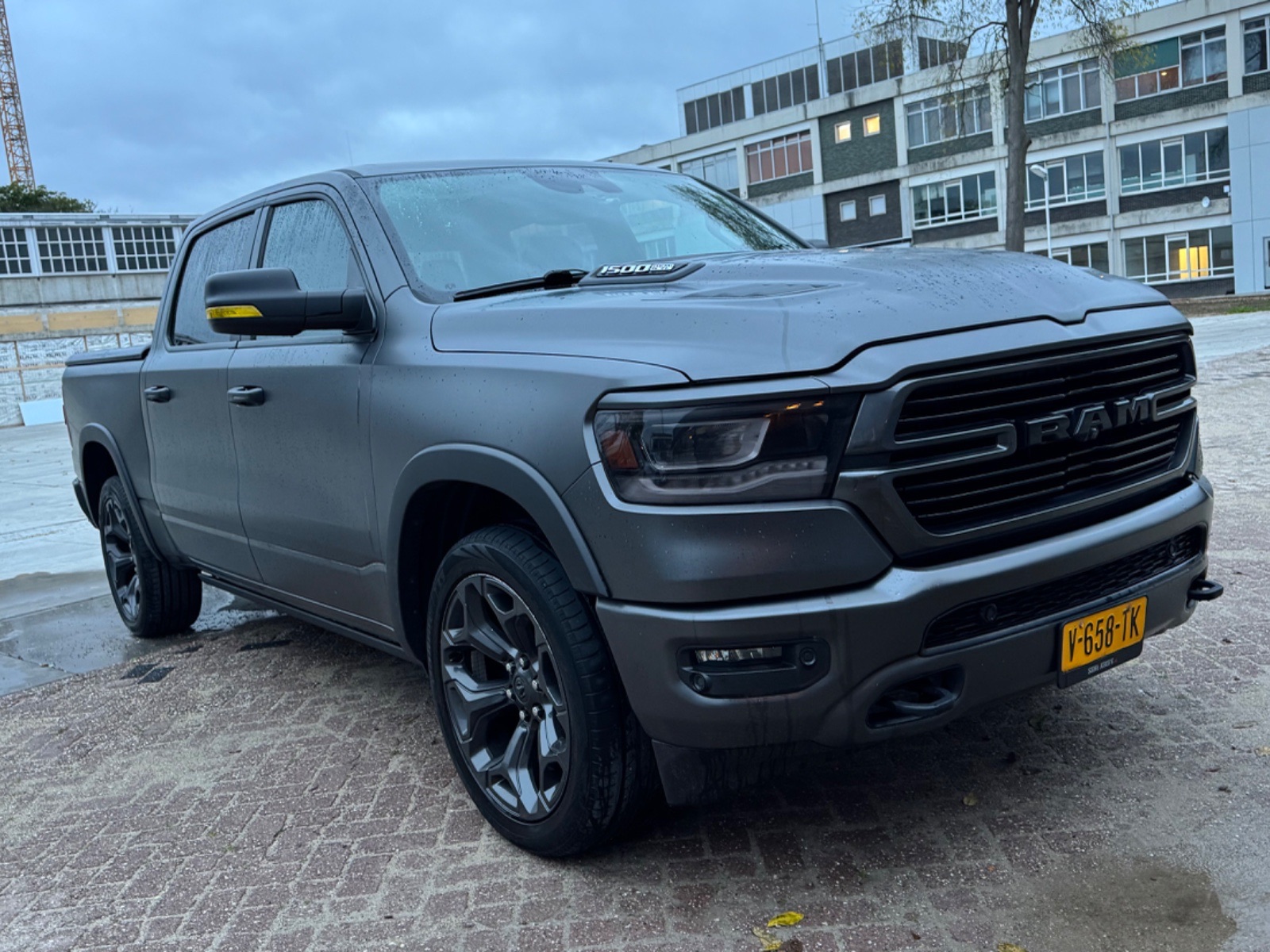 Dodge RAM 1500 5.7 • 401 pk 2018 foto 6 in Utrecht | araba.nl