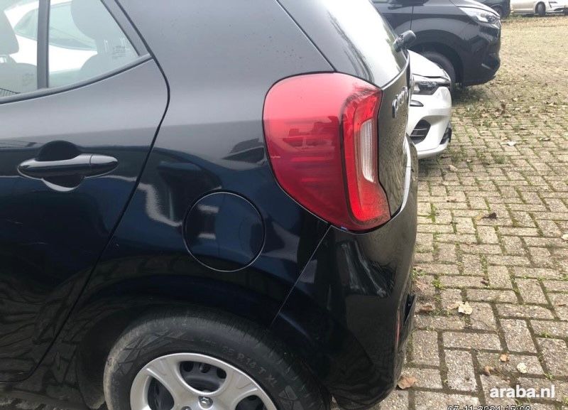 Kia Picanto 1.0 • 67 pk 2021 foto 3 | araba.nl