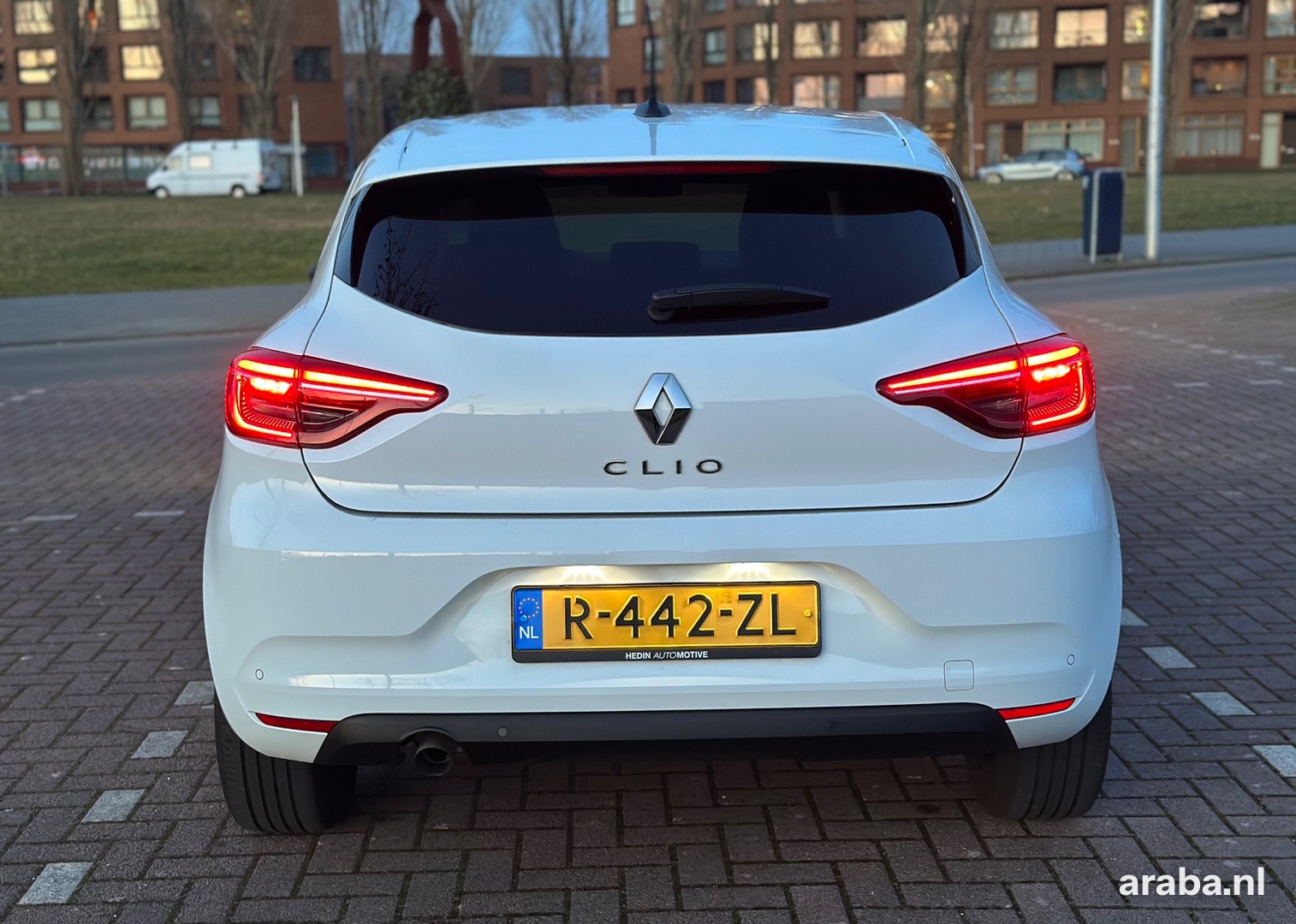 Renault Clio 1.0 • 91 pk 2022 foto 6 | araba.nl
